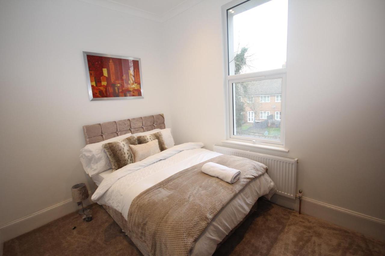 Great West Road Apartments Flat C Λονδίνο Εξωτερικό φωτογραφία