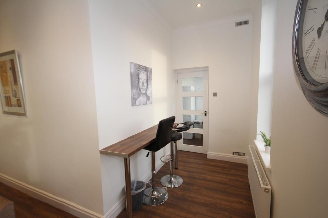 Great West Road Apartments Flat C Λονδίνο Εξωτερικό φωτογραφία